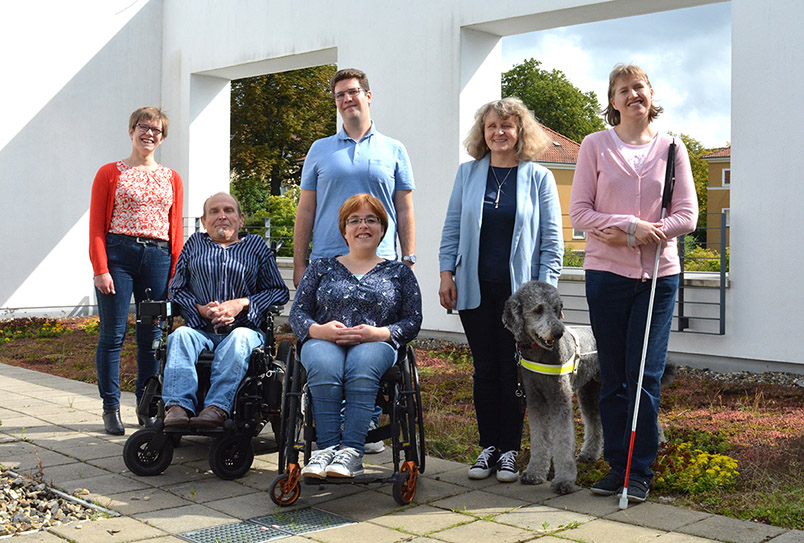 Foto: Gruppenfoto von links nach rechts: Claudia Hessel, Uwe Frevert, Patrick Dittmar, Mirijam Dzionsko, Petra Willich, Denise Brandl